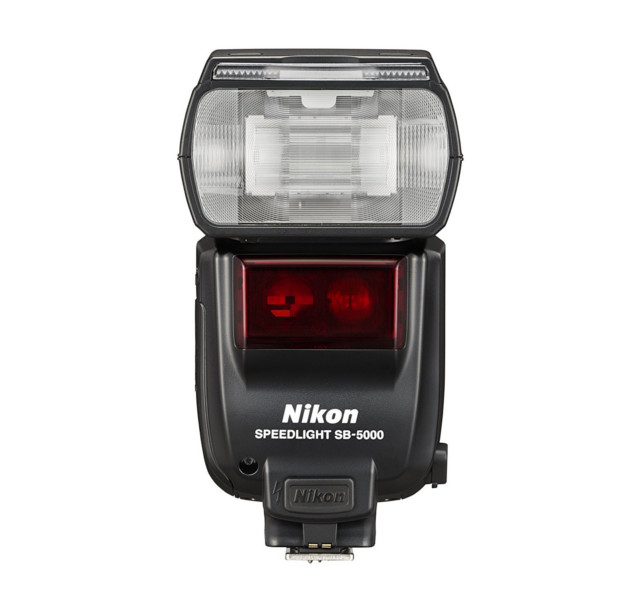 Flash Nikon SB-5000